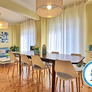 almirante-2-four-bedrooms.hotels-lisbon-portugal.com/